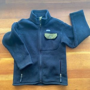 Boys Patagonia black fleece jacket